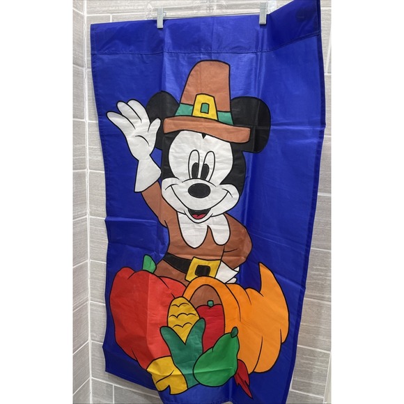 MICKEY‎ MOUSE LARGE House OUTDOOR FLAG WALT DISNEY THANKSGIVING 1997  42"x27" - Picture 1 of 3